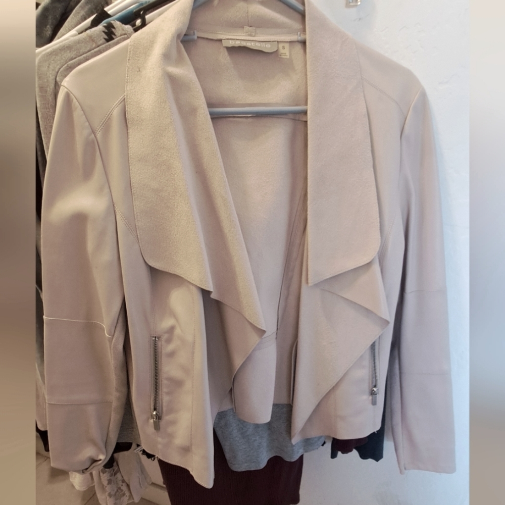 BAGATELLE Faux Suede & Faux Leather Open Front Crop Jacket